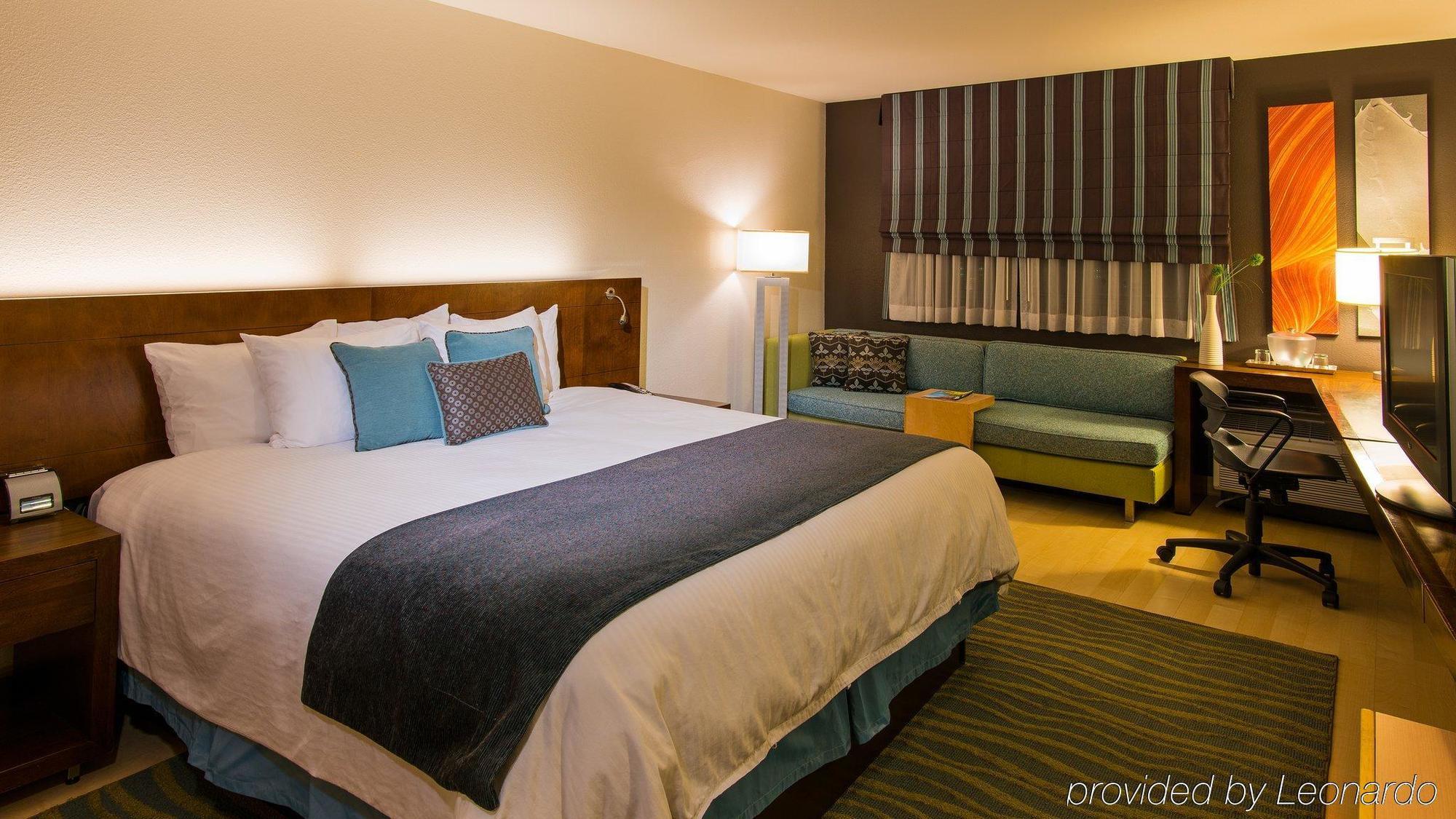 Aloft 3*